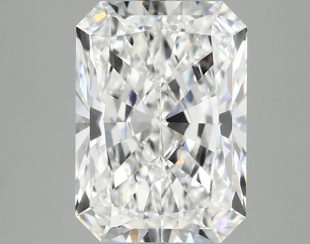 3.09 Carat Radiant Shaped Ideal Cut VVS2 IGI Certified Lab Grown Diamond
