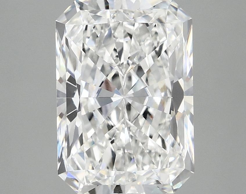 2.92 Carat Radiant Shaped Ideal Cut VVS2 IGI Certified Lab Grown Diamond