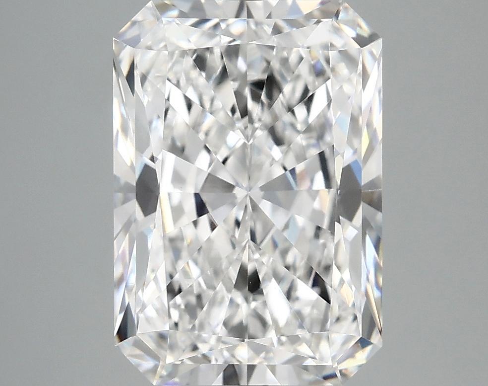 4.17 Carat Radiant Shaped Ideal Cut VVS2 IGI Certified Lab Grown Diamond