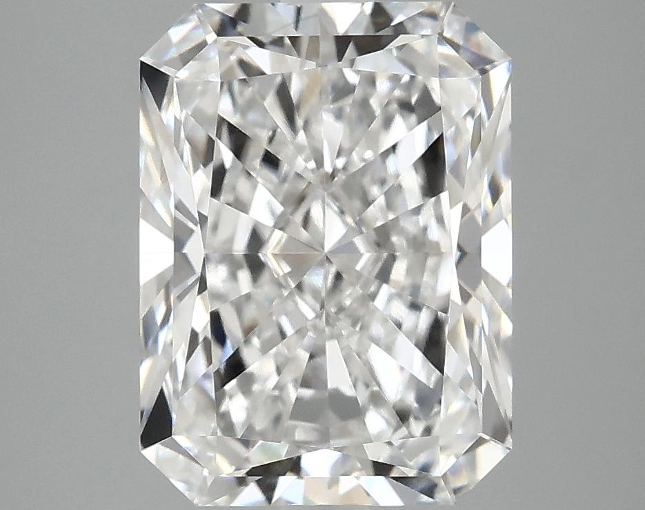 3.95 Carat Radiant Shaped Excellent Cut VS1 IGI Certified Lab Grown Diamond