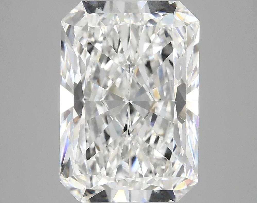 4.1 Carat Radiant Shaped Ideal Cut VVS2 IGI Certified Lab Grown Diamond