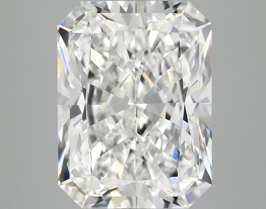 4.04 Carat Radiant Shaped Excellent Cut VVS2 IGI Certified Lab Grown Diamond