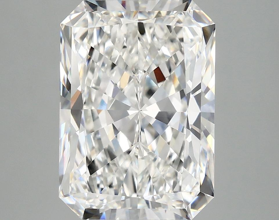 4.07 Carat Radiant Shaped Ideal Cut VVS2 IGI Certified Lab Grown Diamond