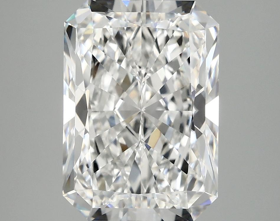 4.05 Carat Radiant Shaped Ideal Cut VVS2 IGI Certified Lab Grown Diamond