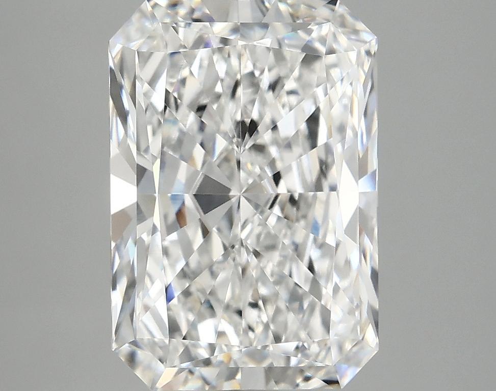 4.03 Carat Radiant Shaped Ideal Cut VVS2 IGI Certified Lab Grown Diamond