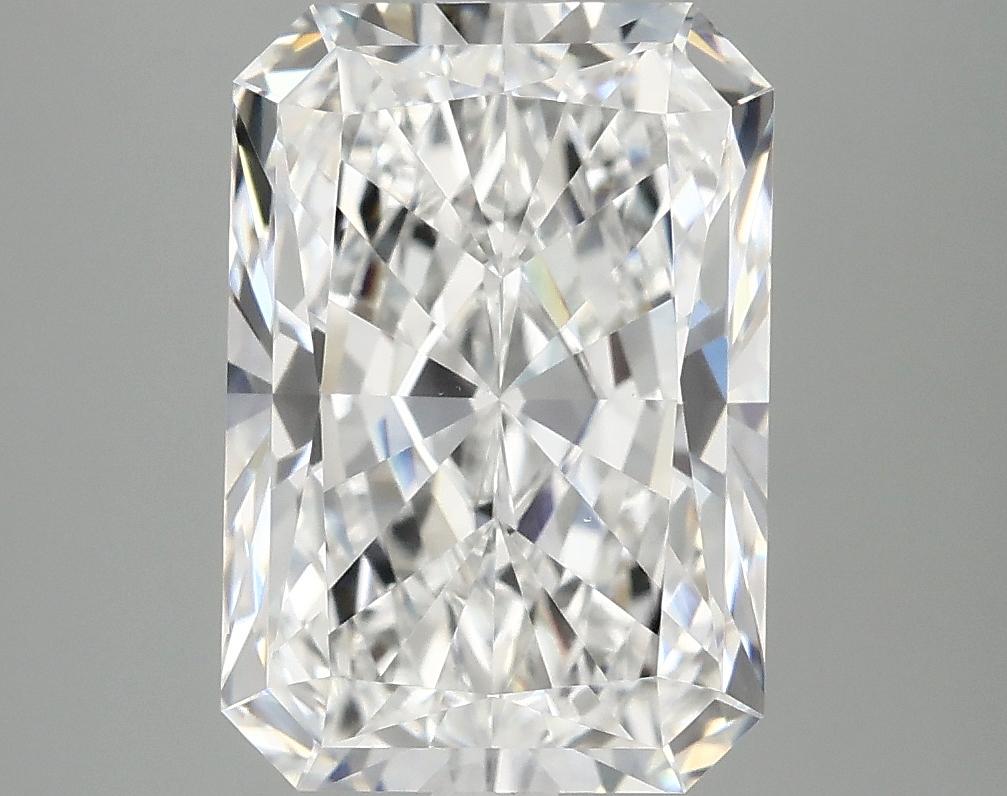 4.18 Carat Radiant Shaped Ideal Cut VS1 IGI Certified Lab Grown Diamond