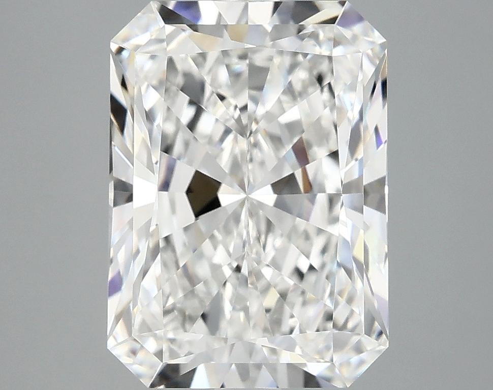 4.19 Carat Radiant Shaped Ideal Cut VVS2 IGI Certified Lab Grown Diamond