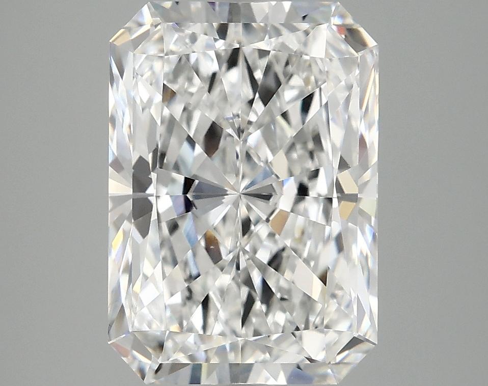 4.03 Carat Radiant Shaped Ideal Cut VVS2 IGI Certified Lab Grown Diamond