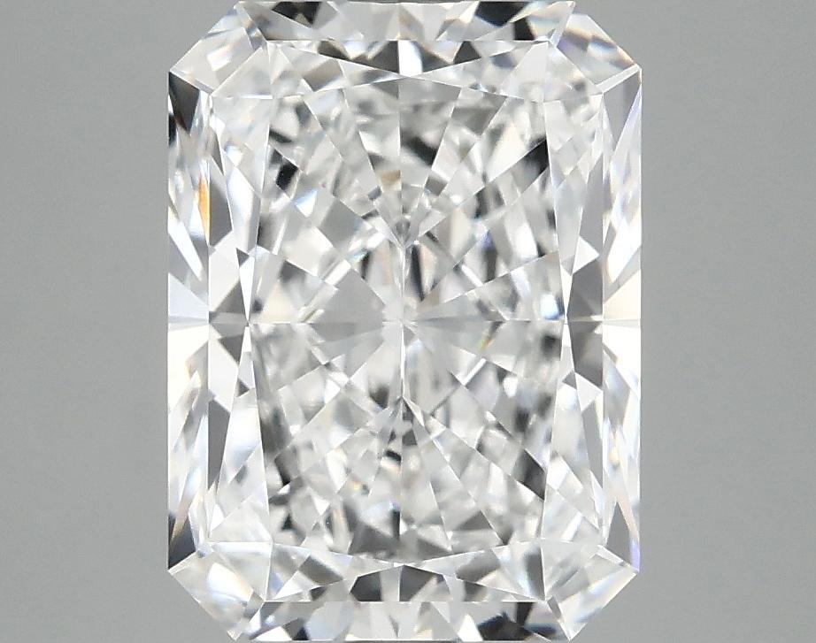 4.11 Carat Radiant Shaped Excellent Cut VVS2 IGI Certified Lab Grown Diamond