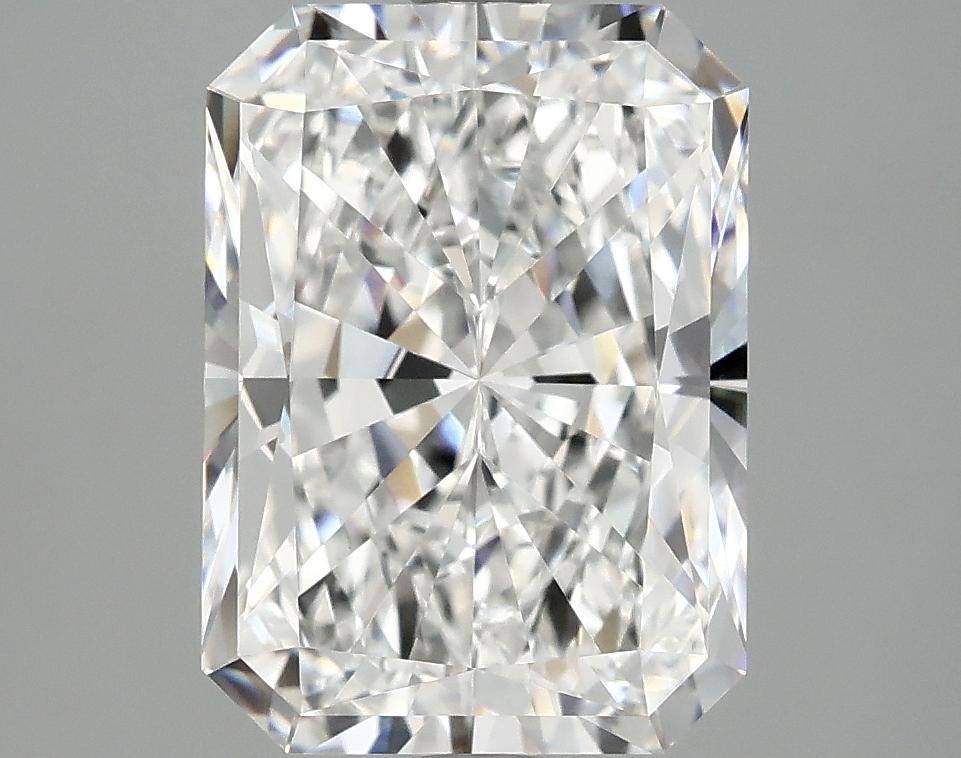 3.98 Carat Radiant Shaped Excellent Cut VVS2 IGI Certified Lab Grown Diamond