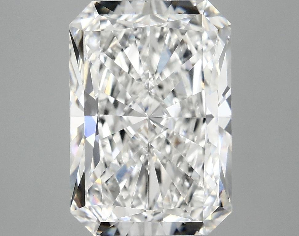 3.97 Carat Radiant Shaped Ideal Cut VVS2 IGI Certified Lab Grown Diamond