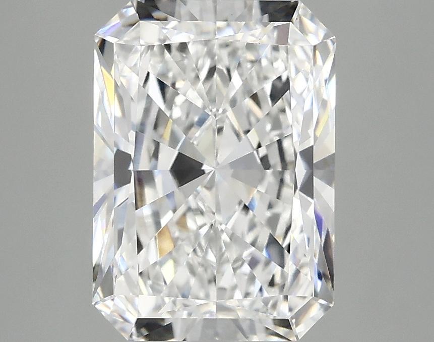 2.99 Carat Radiant Shaped Ideal Cut VVS2 IGI Certified Lab Grown Diamond