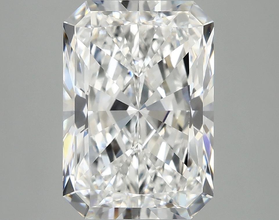 4.05 Carat Radiant Shaped Ideal Cut VVS2 IGI Certified Lab Grown Diamond