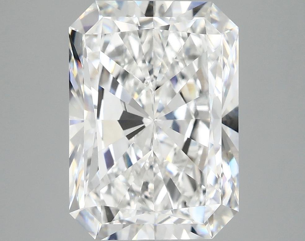 3.93 Carat Radiant Shaped Ideal Cut VVS2 IGI Certified Lab Grown Diamond