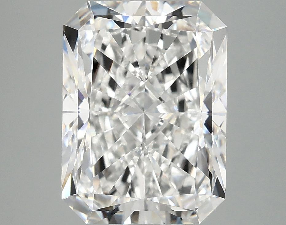 4.16 Carat Radiant Shaped Excellent Cut VS1 IGI Certified Lab Grown Diamond