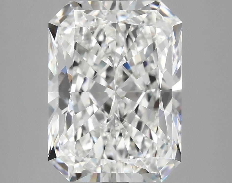 4.1 Carat Radiant Shaped Excellent Cut VVS2 IGI Certified Lab Grown Diamond
