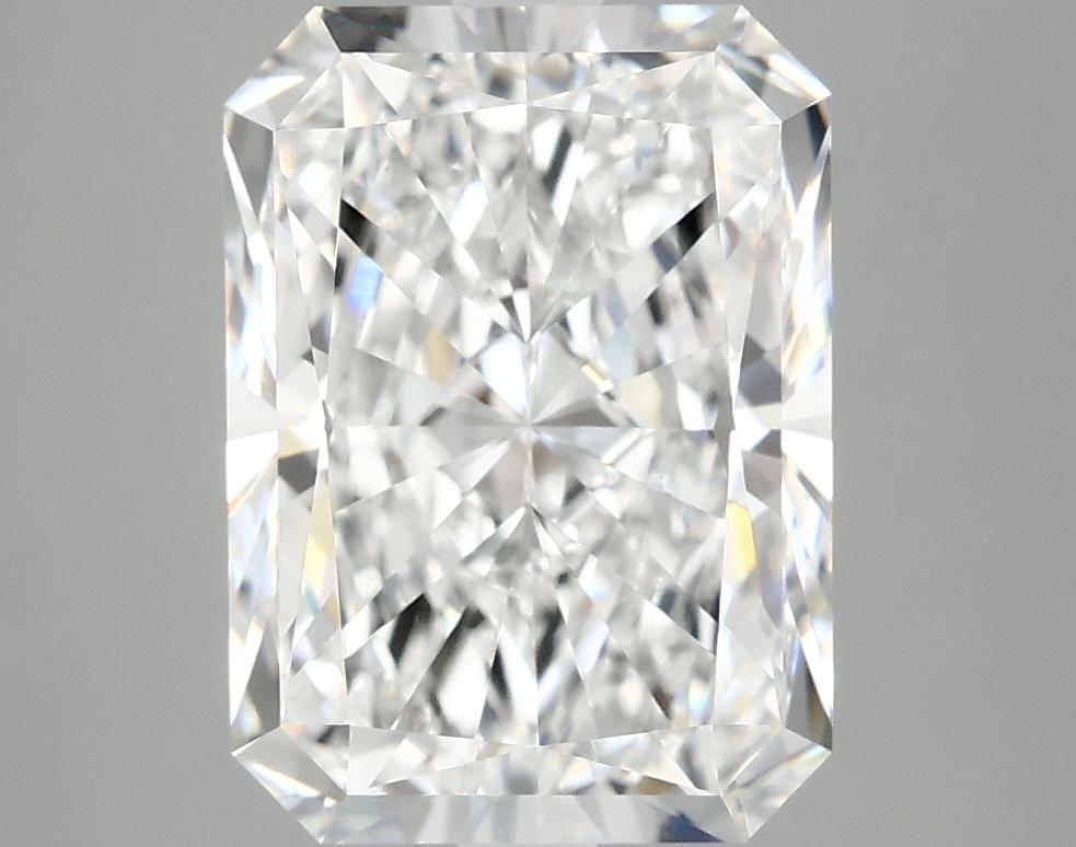 4.33 Carat Radiant Shaped Excellent Cut VVS2 IGI Certified Lab Grown Diamond