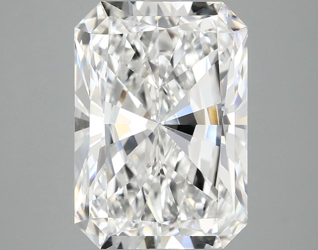4.18 Carat Radiant Shaped Ideal Cut VVS2 IGI Certified Lab Grown Diamond
