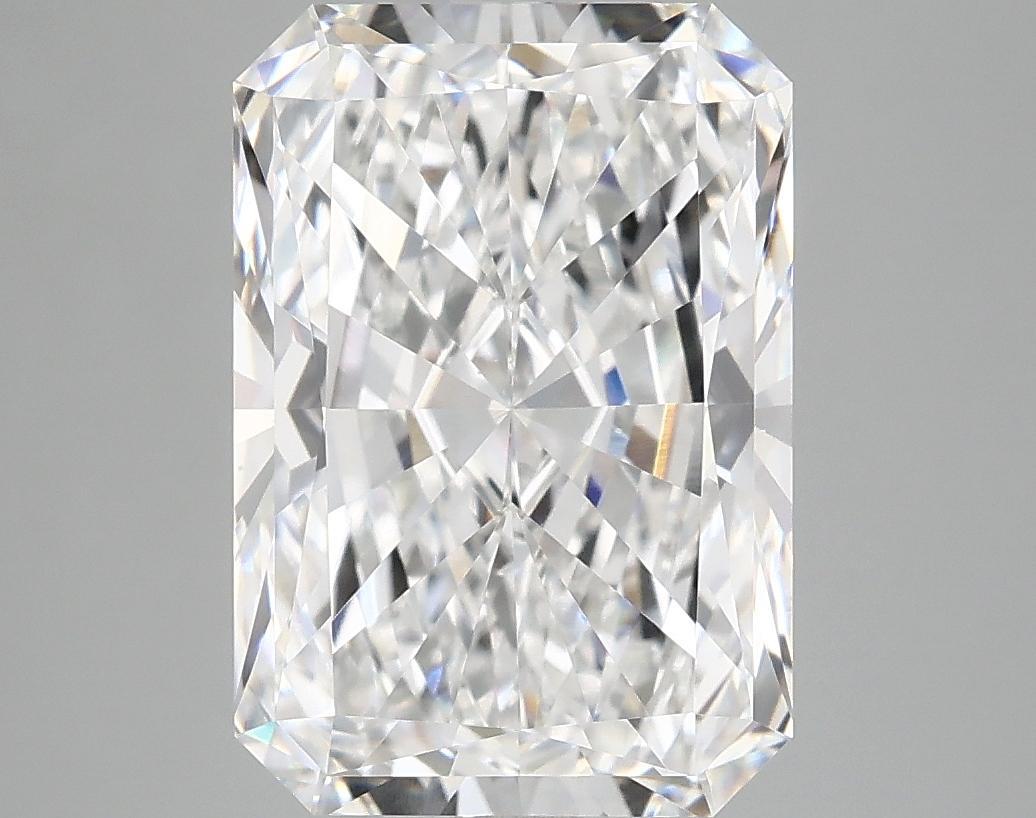4.8 Carat Radiant Shaped Ideal Cut VS2 IGI Certified Lab Grown Diamond