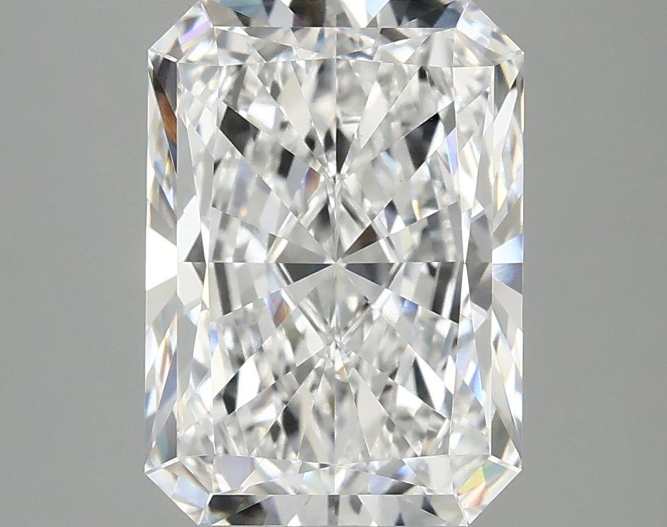 4.04 Carat Radiant Shaped Ideal Cut VVS2 IGI Certified Lab Grown Diamond