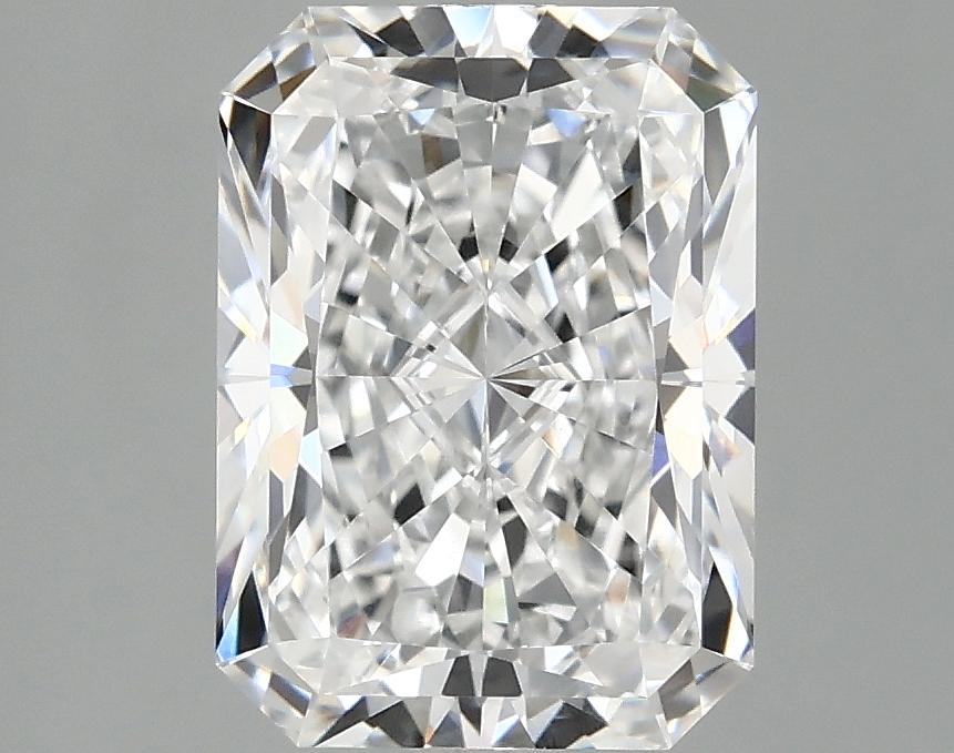 3.07 Carat Radiant Shaped Excellent Cut VS1 IGI Certified Lab Grown Diamond