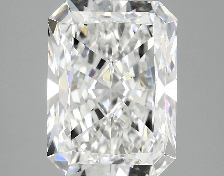 4.12 Carat Radiant Shaped Excellent Cut VVS2 IGI Certified Lab Grown Diamond