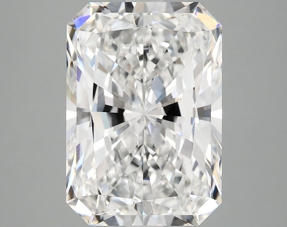 4.17 Carat Radiant Shaped Ideal Cut VVS2 IGI Certified Lab Grown Diamond