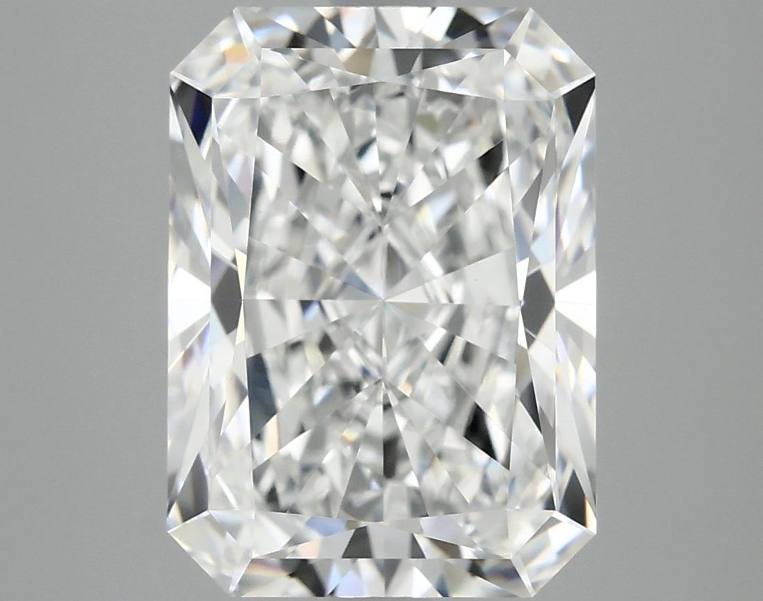 3.93 Carat Radiant Shaped Excellent Cut VVS2 IGI Certified Lab Grown Diamond