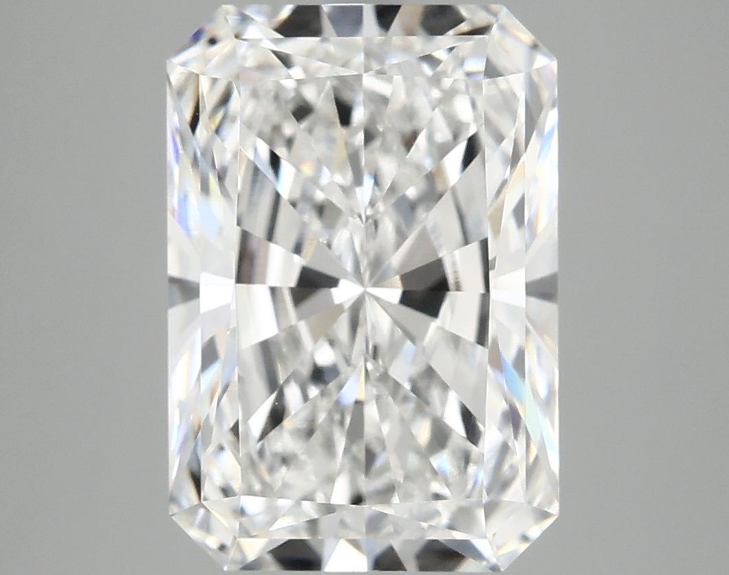 4.9 Carat Radiant Shaped Ideal Cut VVS2 IGI Certified Lab Grown Diamond