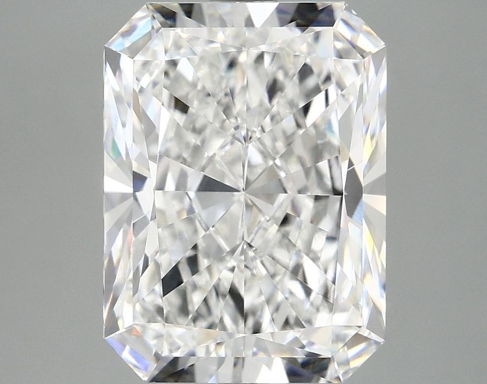 4.99 Carat Radiant Shaped Excellent Cut VVS2 IGI Certified Lab Grown Diamond