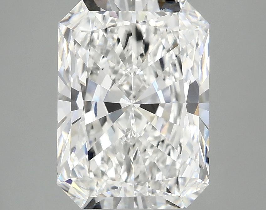 2.92 Carat Radiant Shaped Excellent Cut VVS2 IGI Certified Lab Grown Diamond