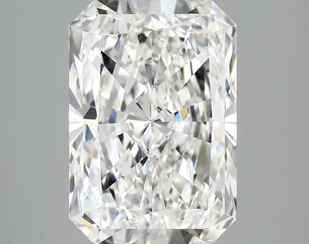 4.09 Carat Radiant Shaped Ideal Cut VVS2 IGI Certified Lab Grown Diamond
