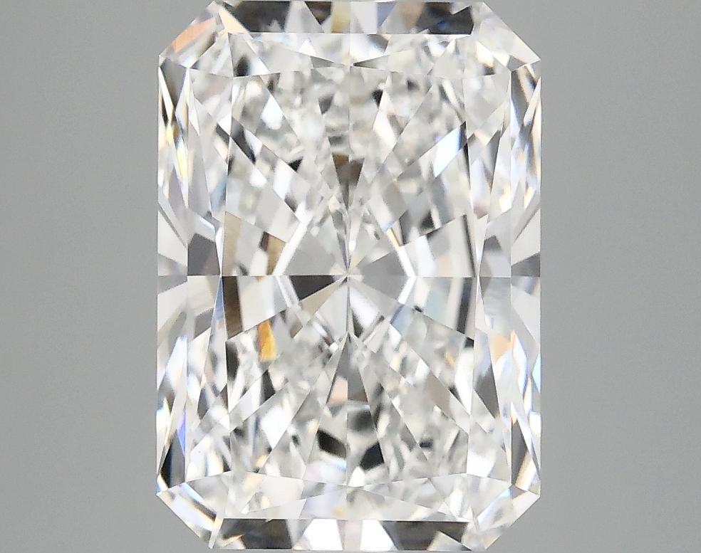 3.95 Carat Radiant Shaped Ideal Cut VVS2 IGI Certified Lab Grown Diamond