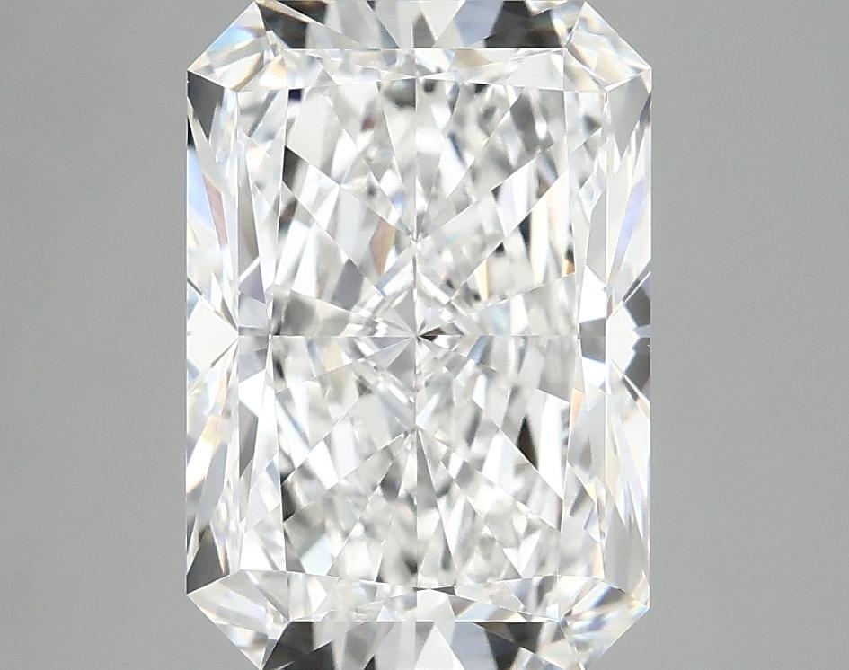 4.0 Carat Radiant Shaped Ideal Cut VVS2 IGI Certified Lab Grown Diamond