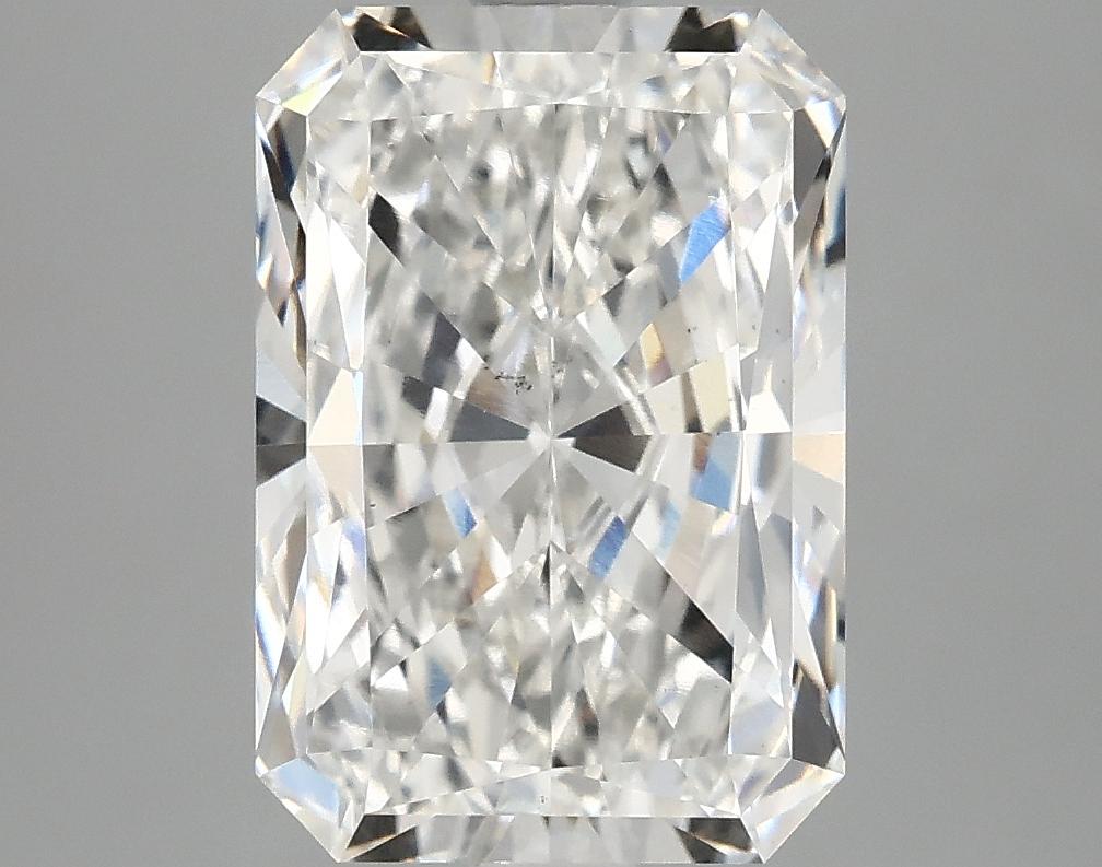 3.85 Carat Radiant Shaped Very Good Cut VS2 IGI Certified Lab Grown Diamond