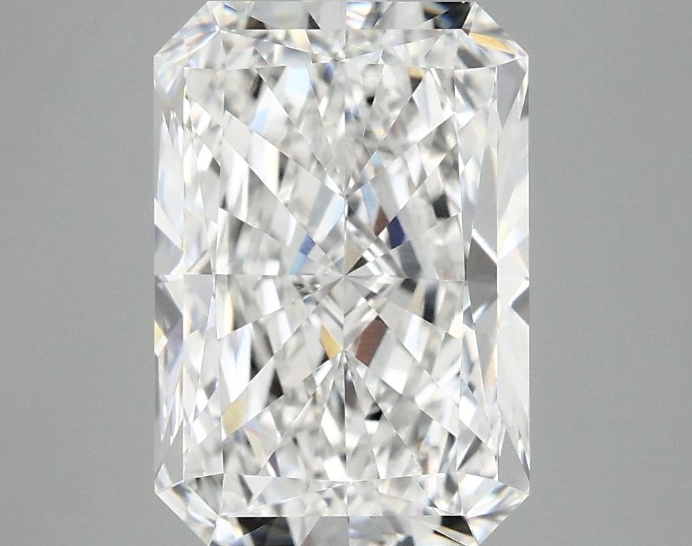 3.91 Carat Radiant Shaped Ideal Cut VVS2 IGI Certified Lab Grown Diamond