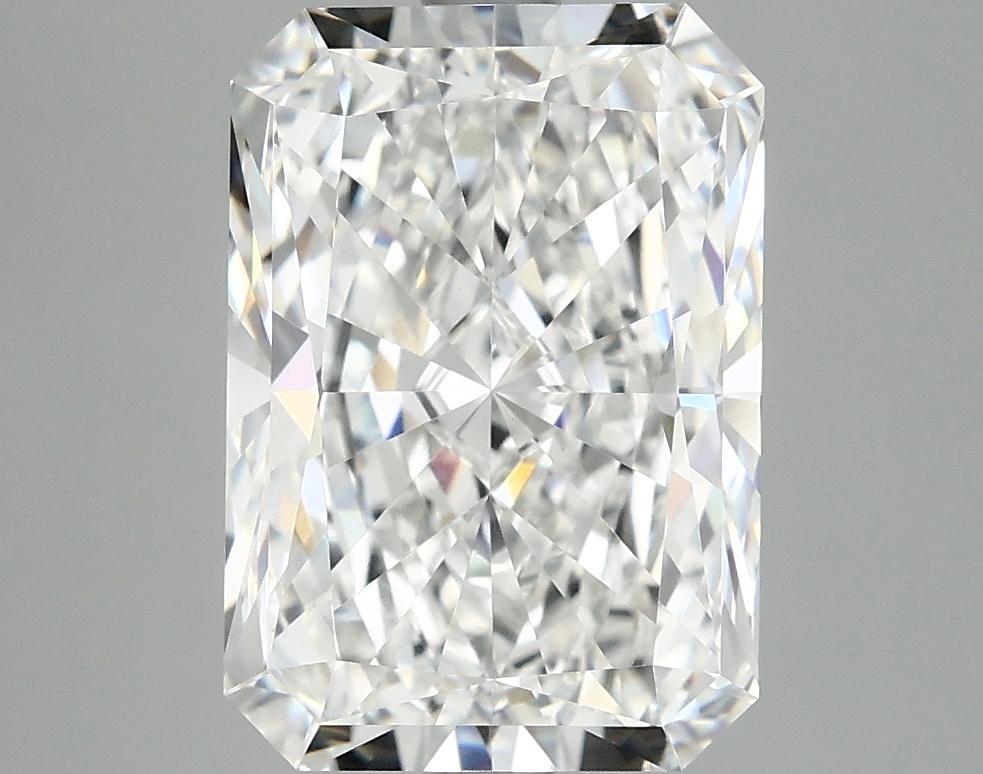 4.07 Carat Radiant Shaped Ideal Cut VVS2 IGI Certified Lab Grown Diamond
