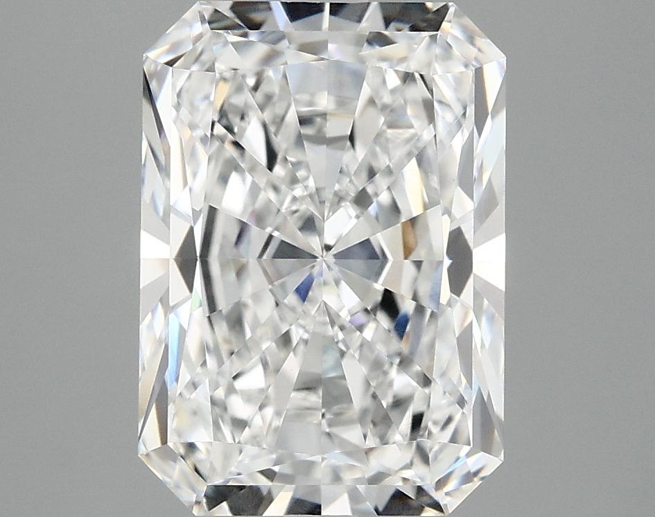 3.9 Carat Radiant Shaped Ideal Cut VVS2 IGI Certified Lab Grown Diamond