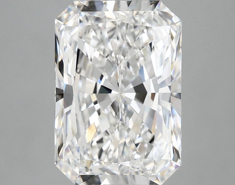 3.89 Carat Radiant Shaped Ideal Cut VVS2 IGI Certified Lab Grown Diamond