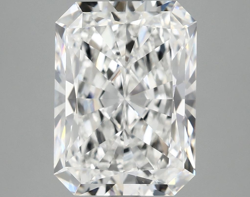 4.0 Carat Radiant Shaped Excellent Cut VVS2 IGI Certified Lab Grown Diamond