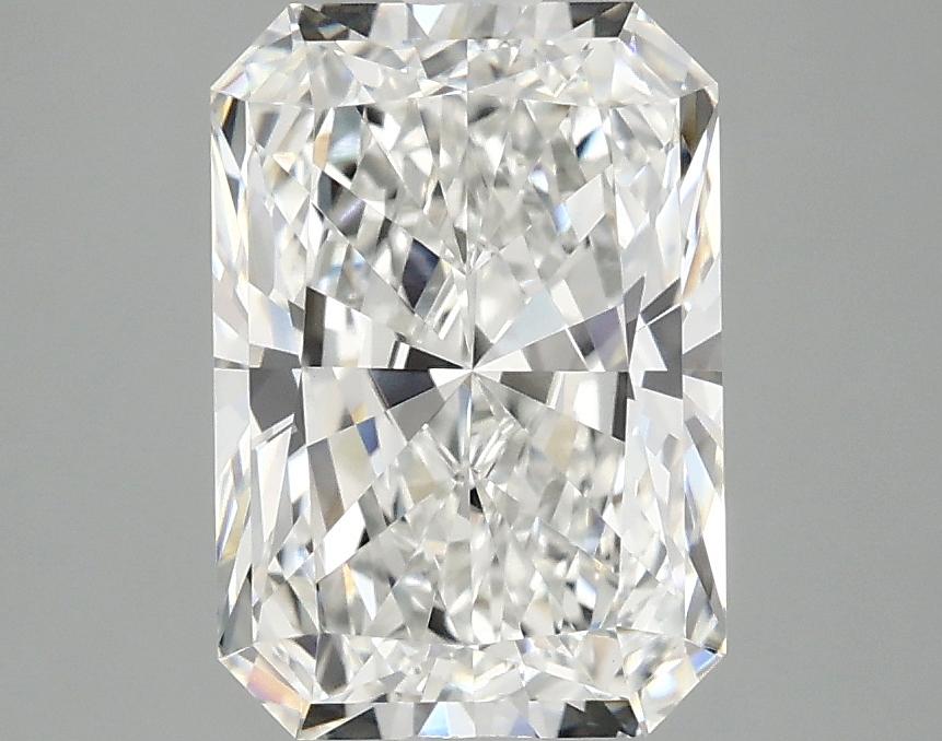 2.81 Carat Radiant Shaped Ideal Cut VVS2 IGI Certified Lab Grown Diamond