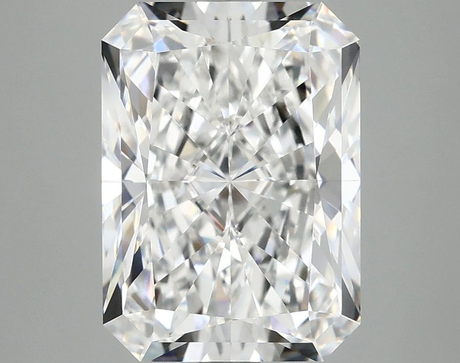 4.16 Carat Radiant Shaped Excellent Cut VVS2 IGI Certified Lab Grown Diamond