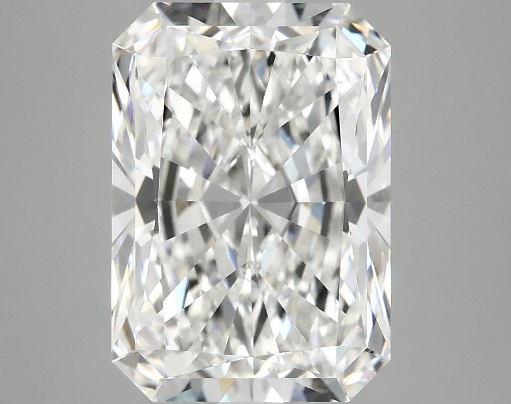 4.15 Carat Radiant Shaped Ideal Cut VVS2 IGI Certified Lab Grown Diamond