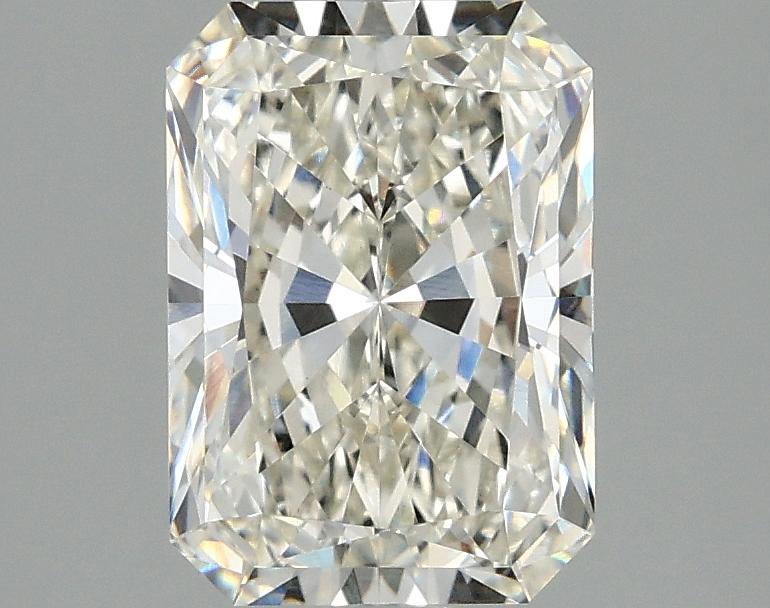 2.1 Carat Radiant Shaped Ideal Cut VVS2 IGI Certified Lab Grown Diamond