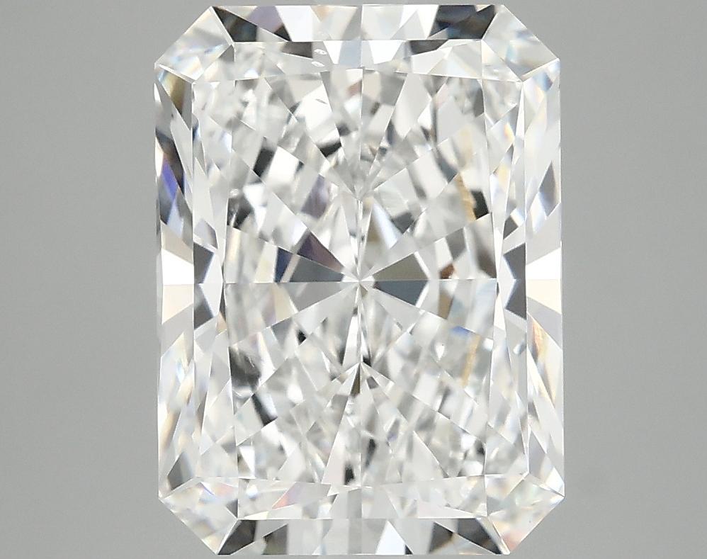 4.76 Carat Radiant Shaped Excellent Cut VS2 IGI Certified Lab Grown Diamond