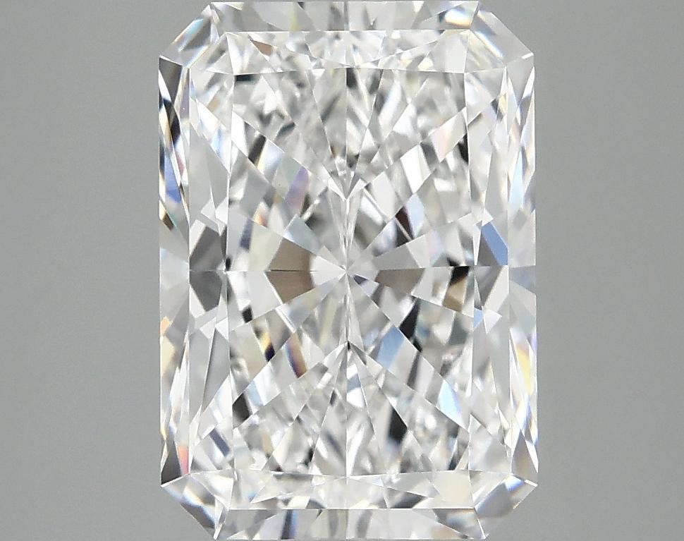 4.19 Carat Radiant Shaped Ideal Cut VVS2 IGI Certified Lab Grown Diamond