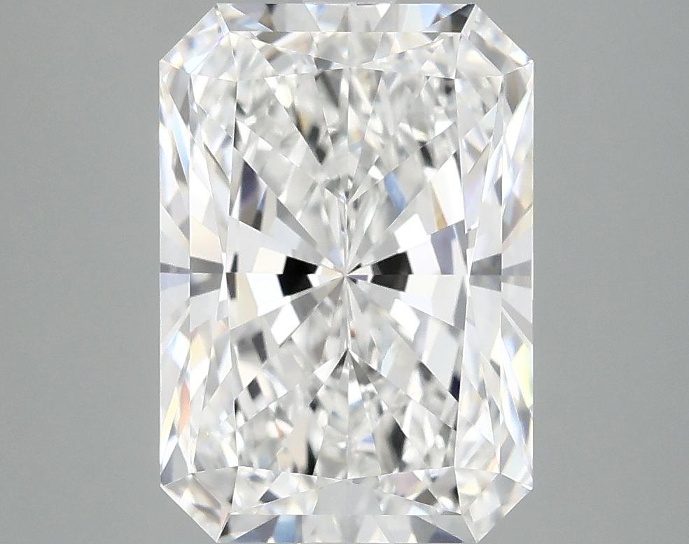4.16 Carat Radiant Shaped Ideal Cut VVS2 IGI Certified Lab Grown Diamond