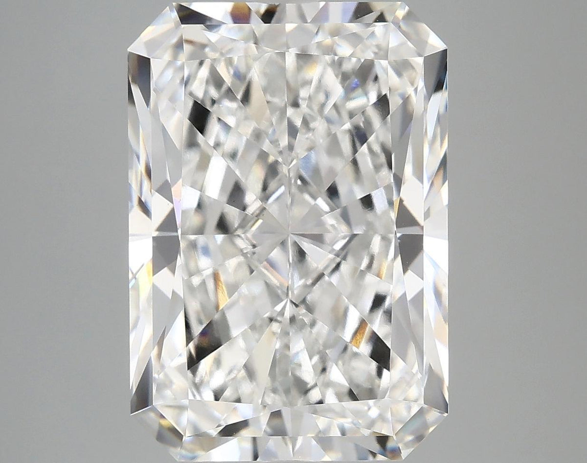 8.24 Carat Radiant Shaped Ideal Cut VS1 IGI Certified Lab Grown Diamond