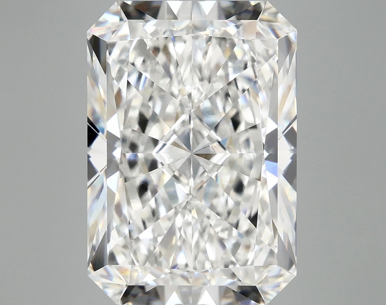 10.6 Carat Radiant Shaped Ideal Cut VVS2 IGI Certified Lab Grown Diamond