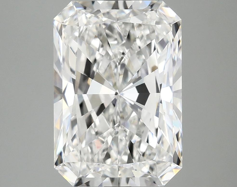 4.1 Carat Radiant Shaped Ideal Cut VVS2 IGI Certified Lab Grown Diamond